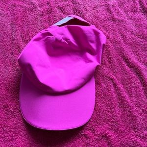 Fast and free running hat